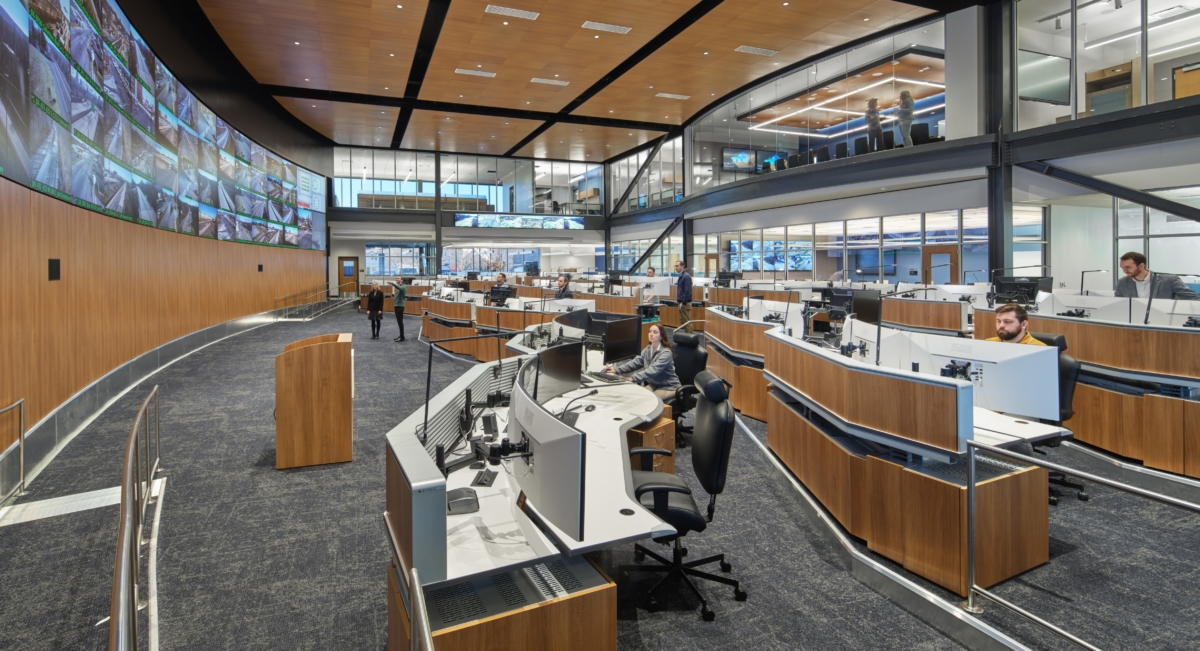 7 Steps to Help Simplify Design 7 Steps to Help Simplify the Command Center Design Process