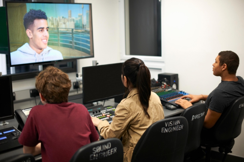 AV Equipment Training for Educators: A Necessity